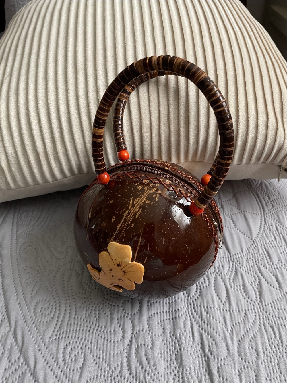 Brown Round Coconut Shell Handbag with Floral Accent